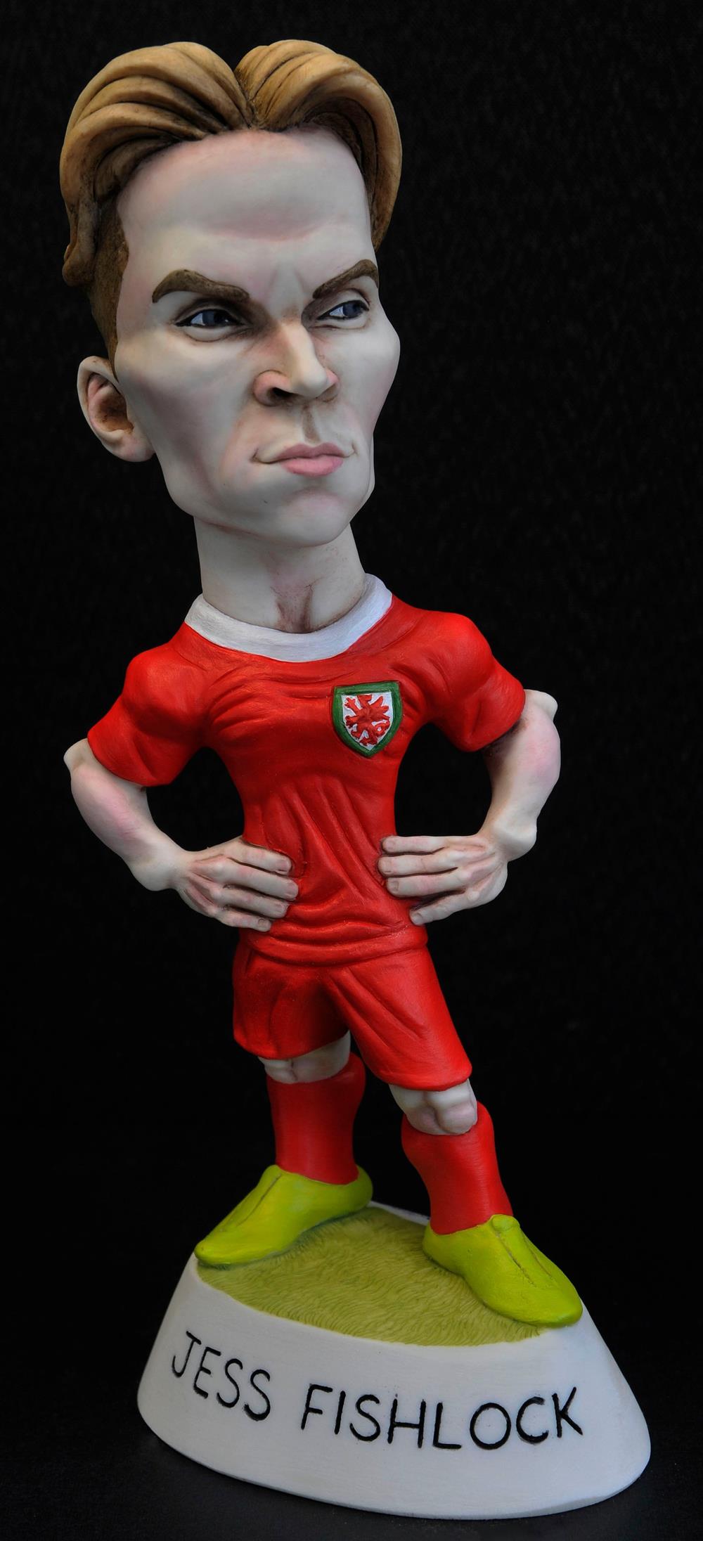 9" Jess Fishlock