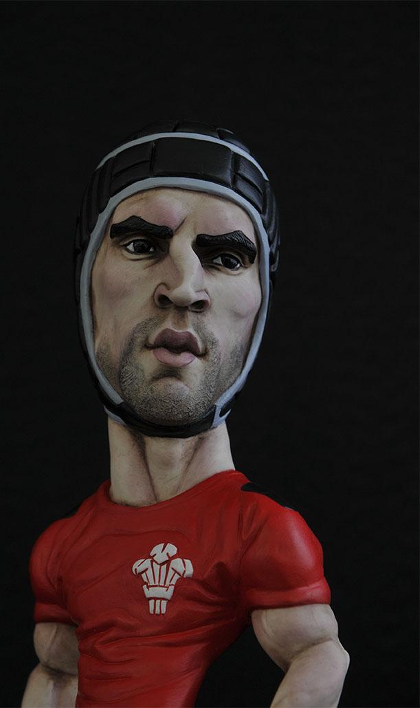 9" Luke Charteris - Image 2