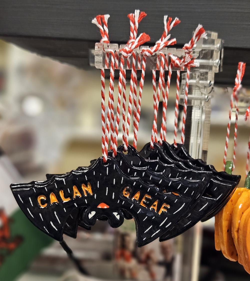 Bat Calan Gaeaf Ceramic Decoration - Image 2