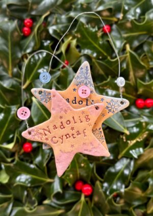 Nadolig Cyntaf Ceramic Star